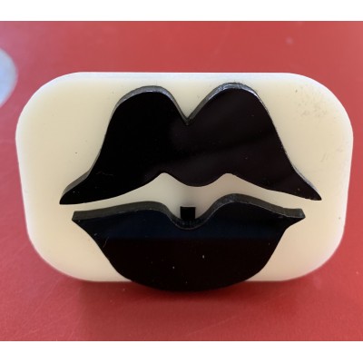 024 Lips Glitter Stamp